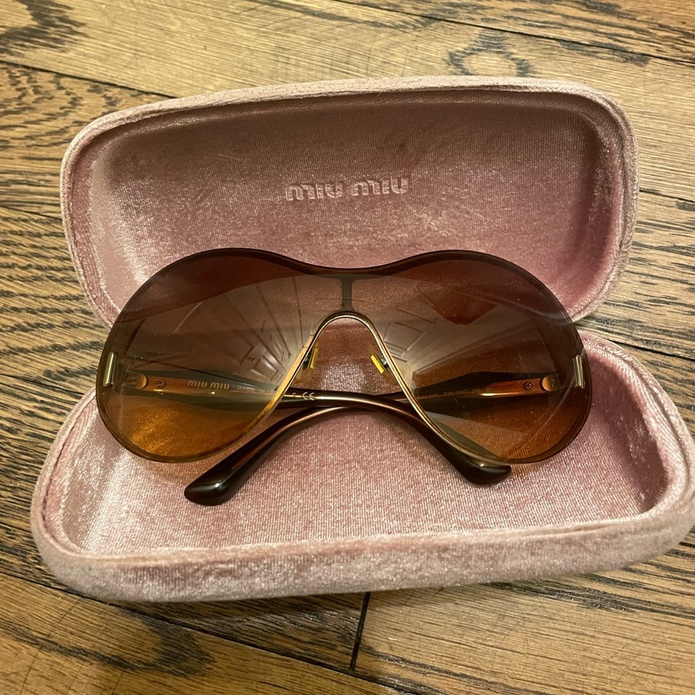 Miu Miu sunglasses, gently used, great condition with velvet case!